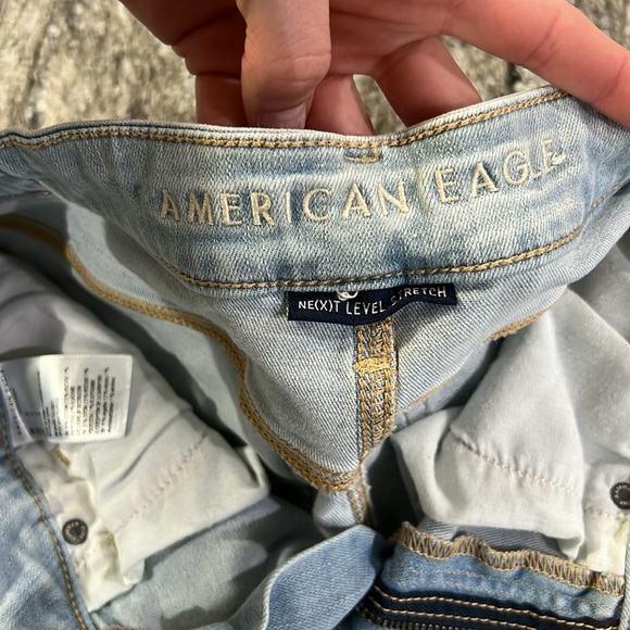 American Eagle Hi Rise Shortie - Picture 4 of 11